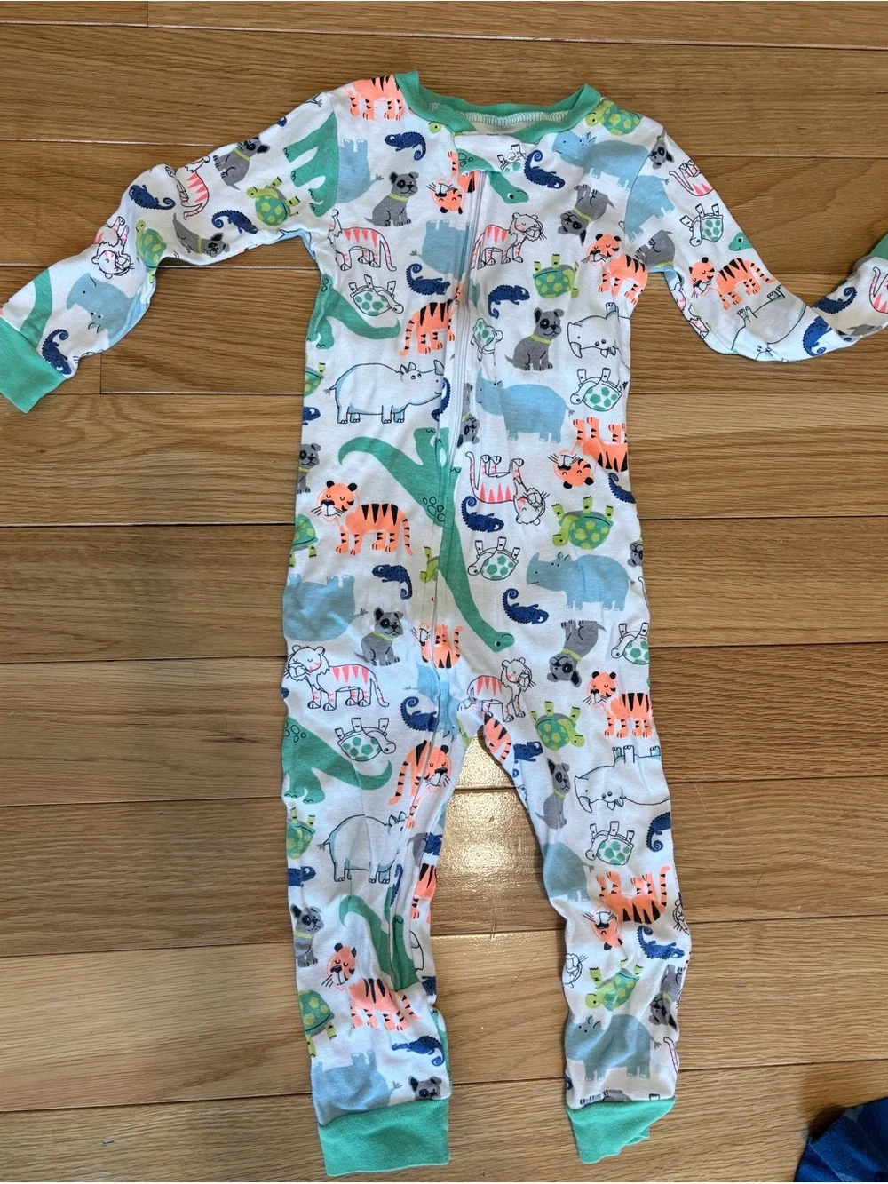 Lot of 10 Sets of Boys 2t Pajamas